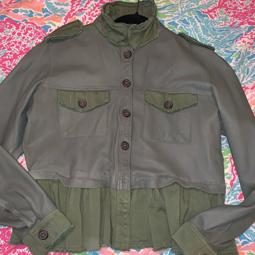 JKT NYC leather jacket 💚